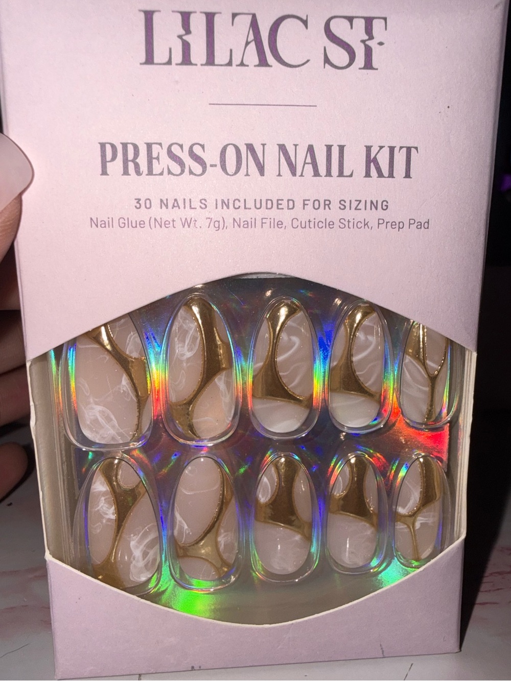 Lilac St. Press-On Nail Kit in White and Gold Marble